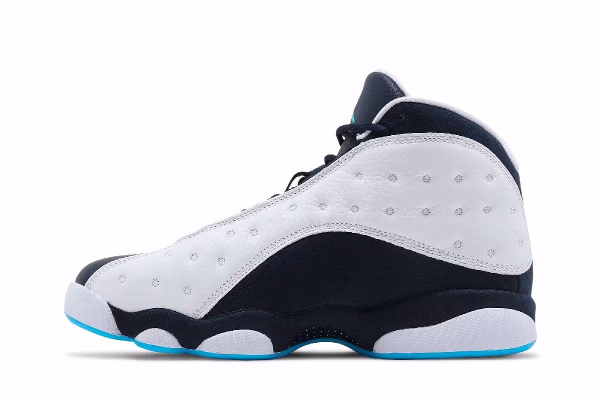Air Jordan 13 Obsidian, view 4