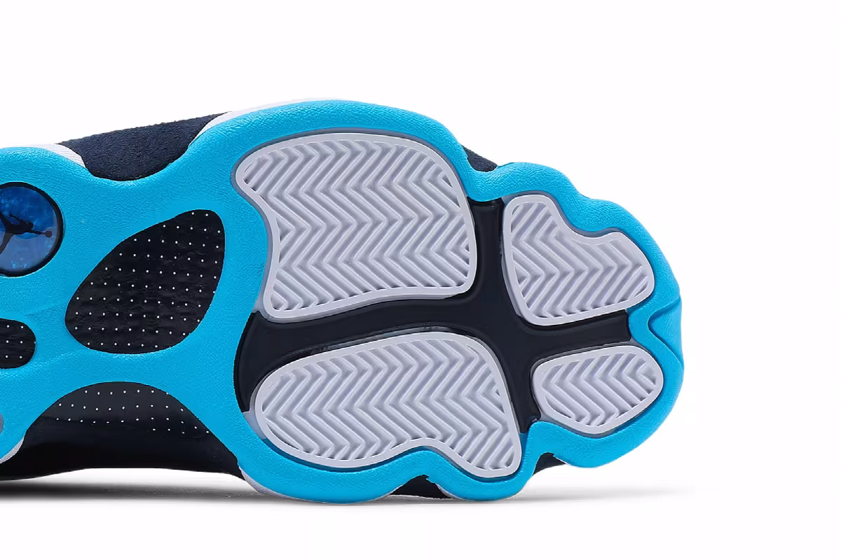 Air Jordan 13 Obsidian, view 6