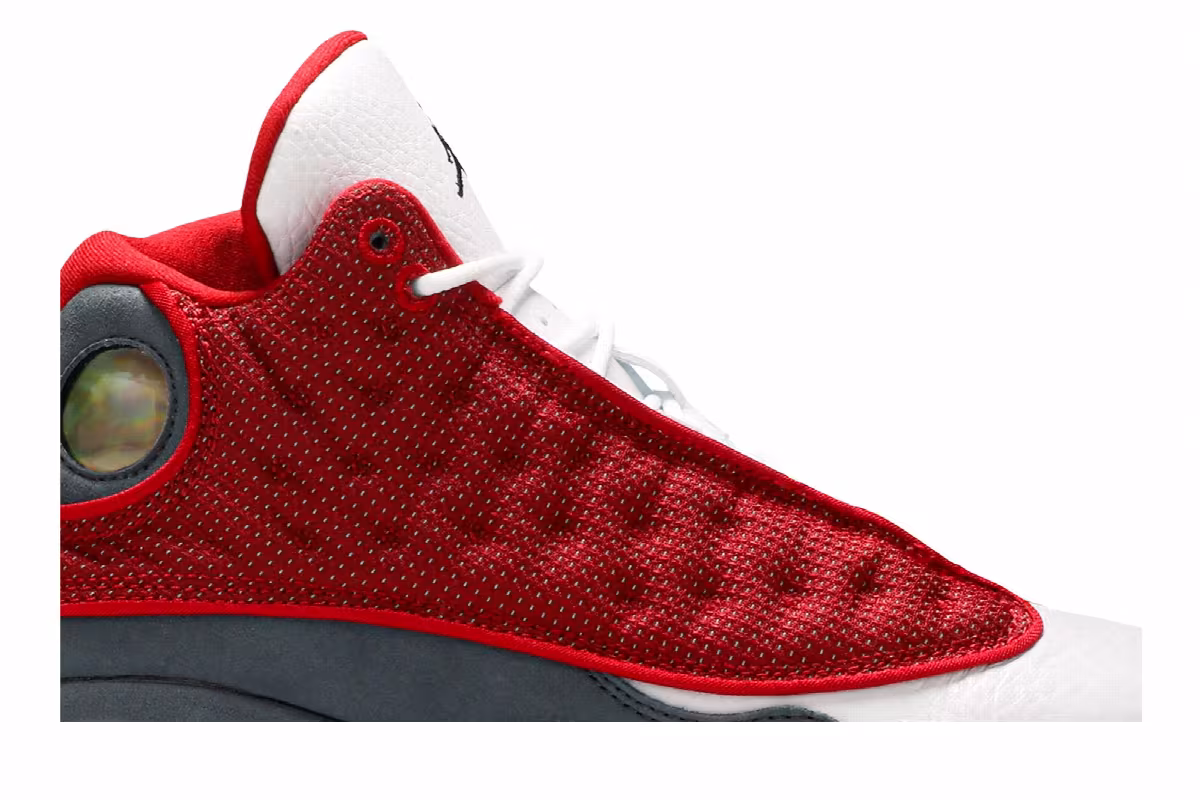 Air Jordan 13 GS Red Flint, view 3