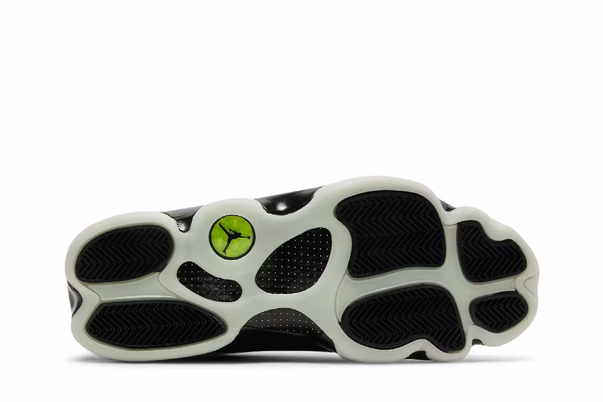 Air Jordan 13 Low Singles Day, view 5