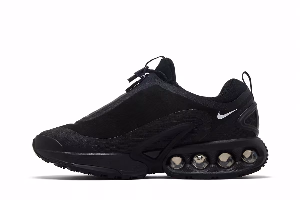 Nike Air Max DN Roam Triple Black, view 4