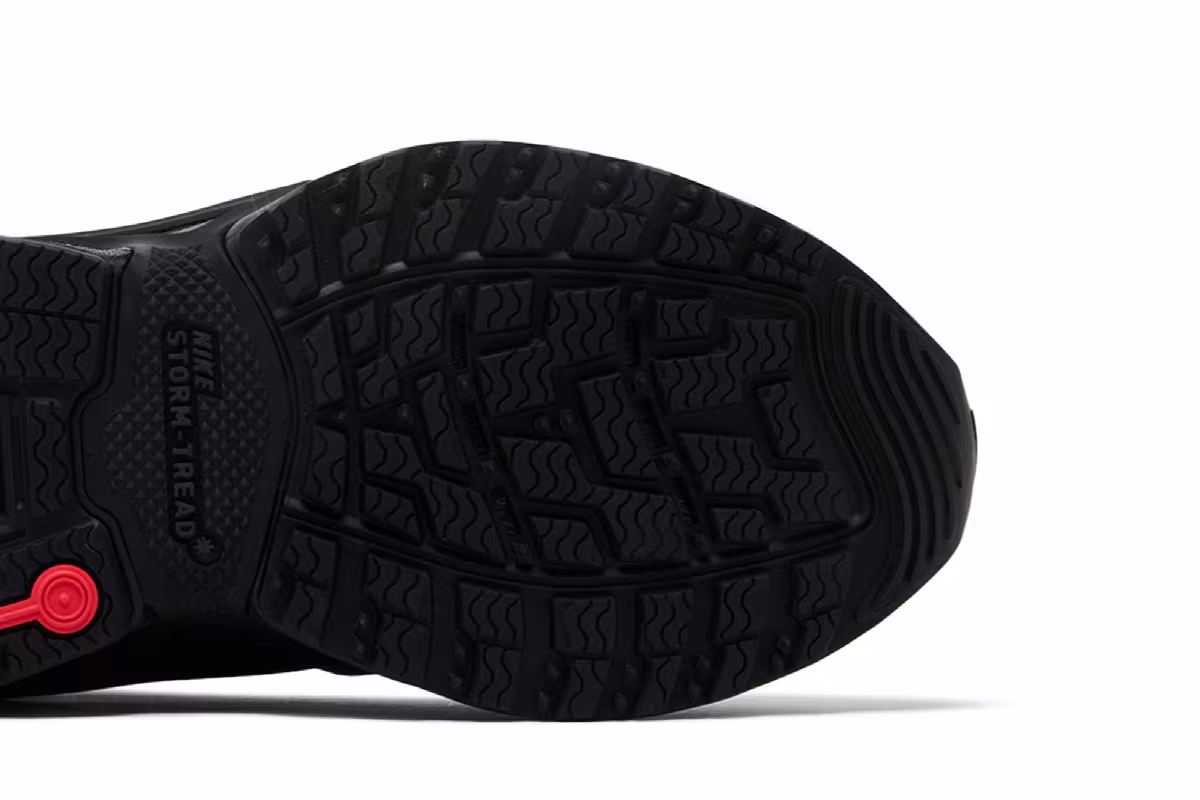 Nike Air Max DN Roam Triple Black, view 6