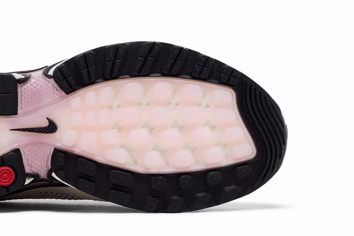 Nike Women's Air Max DN Dawn, view 6