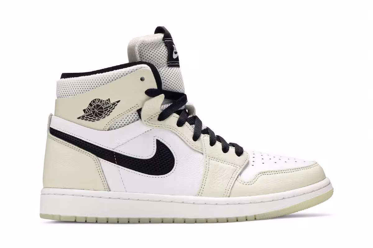 Women's Air Jordan 1 High Zoom Comfort Light Bone, view 2
