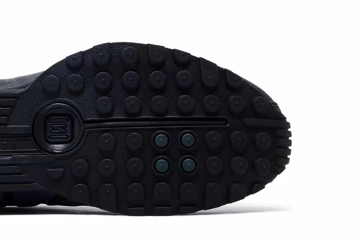 Nike Shox R4 SE Black Seaweed, view 6