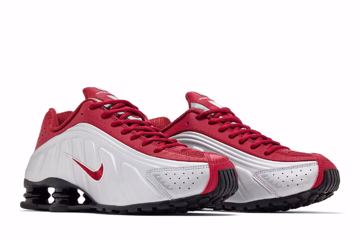 Nike Shox R4 Metallic Silver Black Team Crimson, view 9