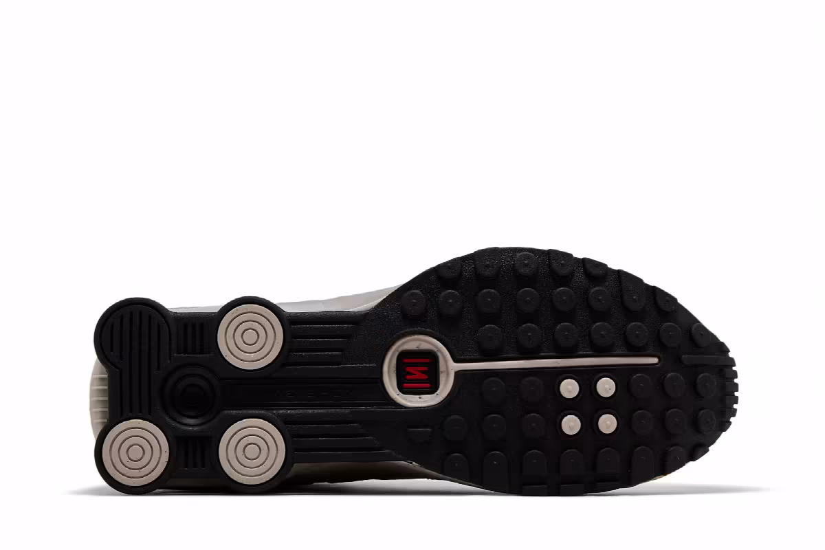 Nike Shox R4 College Grey, view 5