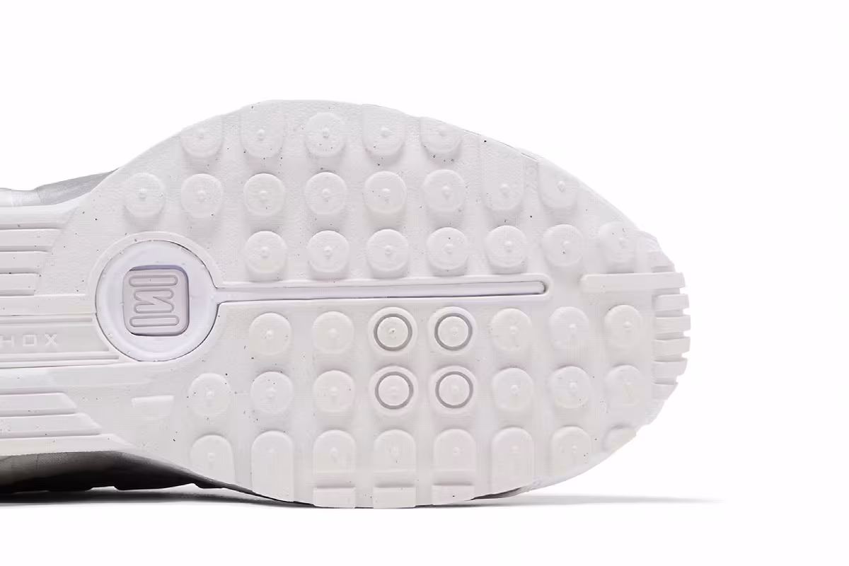 Nike Shox R4 GS White Metallic Silver 2025, view 6