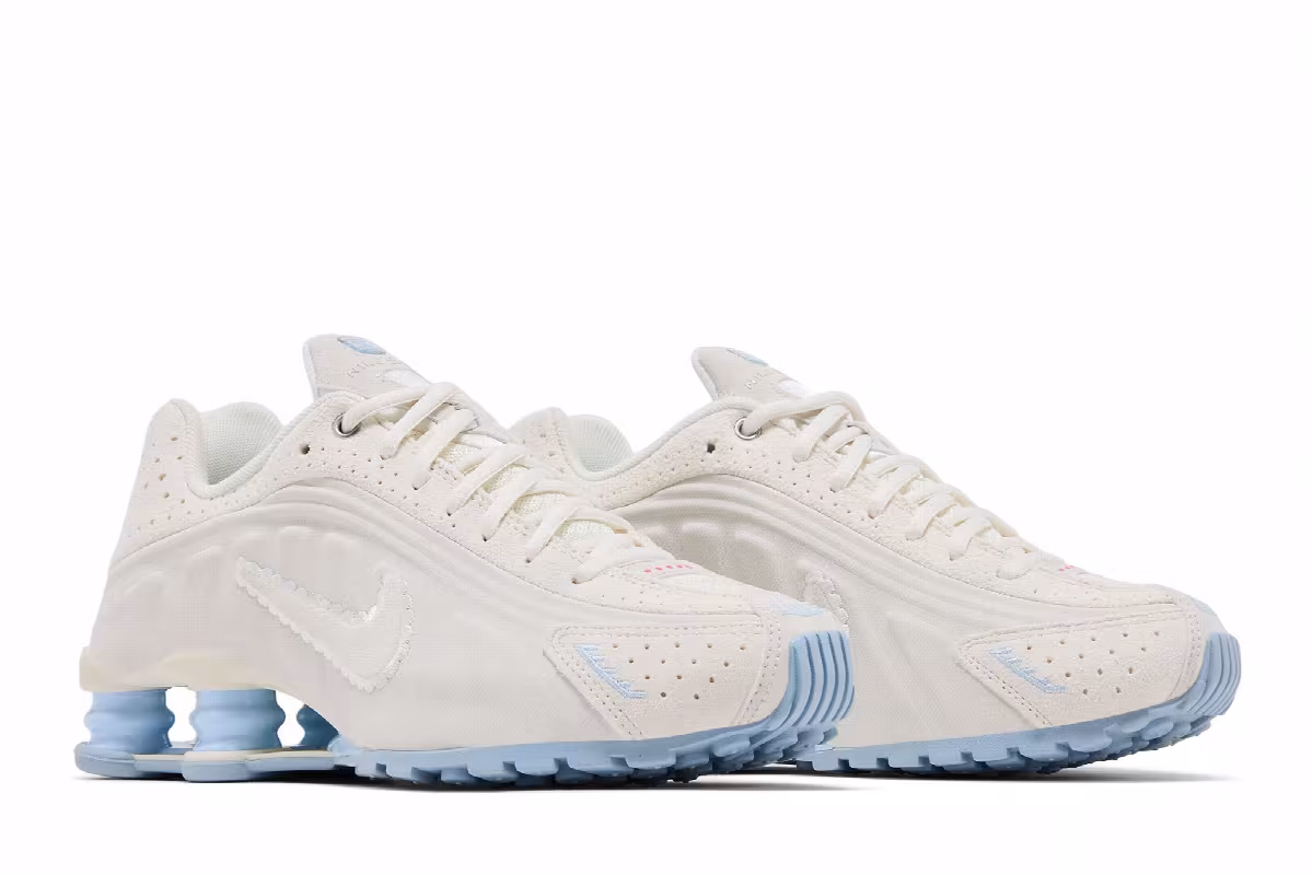 Nike Women's Shox R4 SE Pale Ivory Ornate Swoosh, view 9