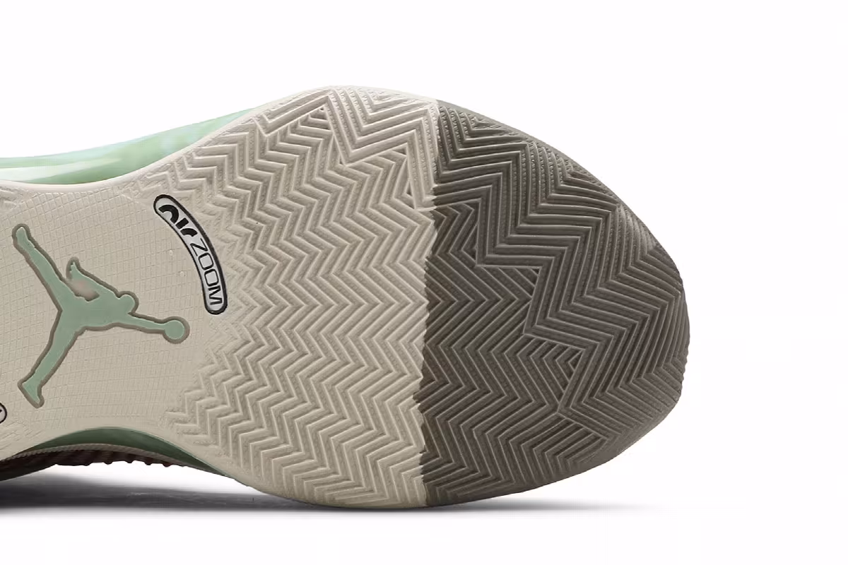 CLOT x Air Jordan 35 Sepia Stone, view 6