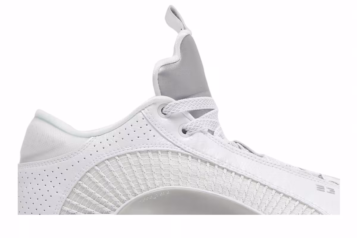 Air Jordan 35 Low White Metallic Silver, view 3