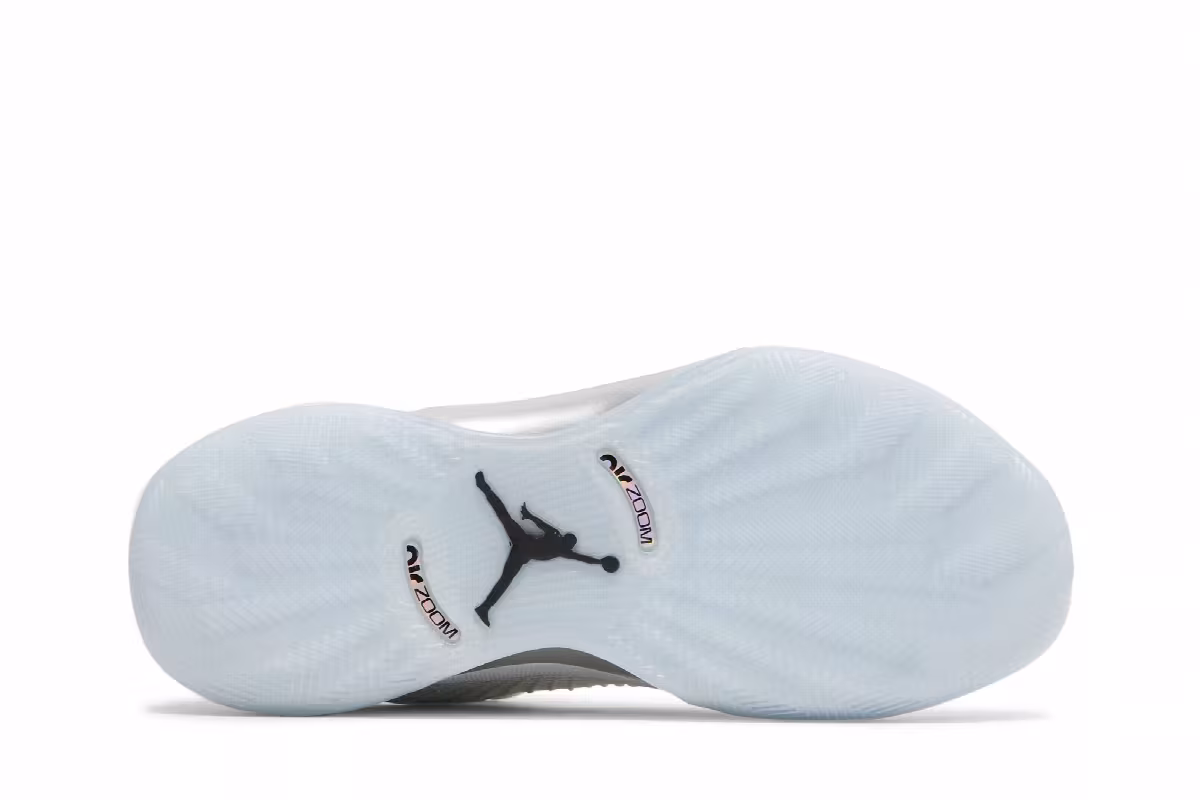 Air Jordan 35 Low White Metallic Silver, view 5