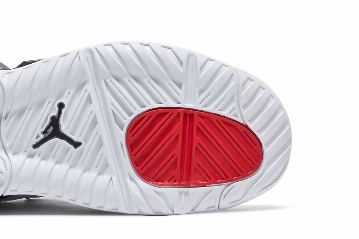 Air Jordan MA2 Light Smoke Grey University Red, view 6