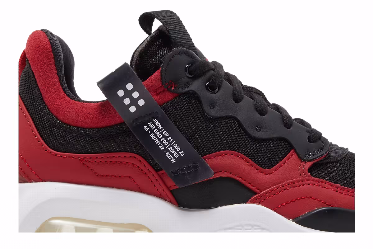 Air Jordan Women's Jordan MA2 Bred, view 3