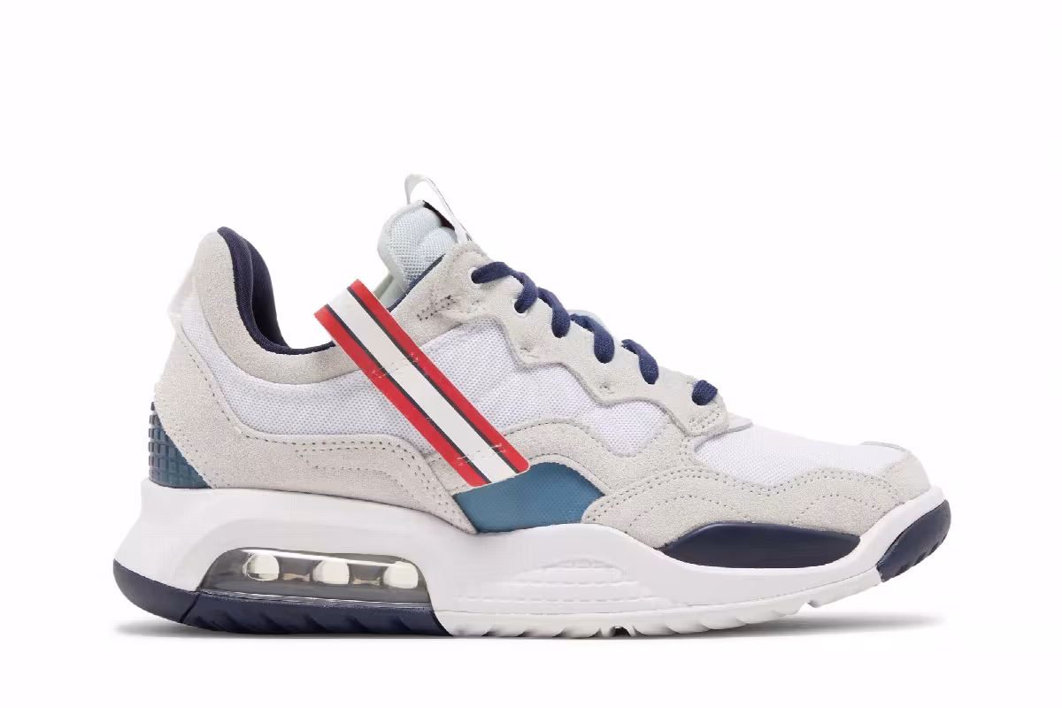Paris Saint-Germain x Air Jordan Jordan MA2 White Midnight Navy, view 2