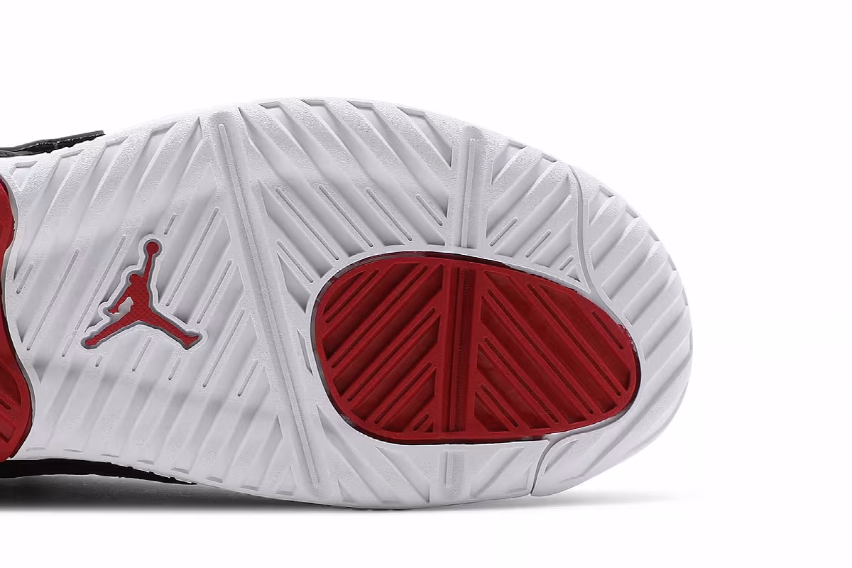 Air Jordan MA2 Bred, view 6