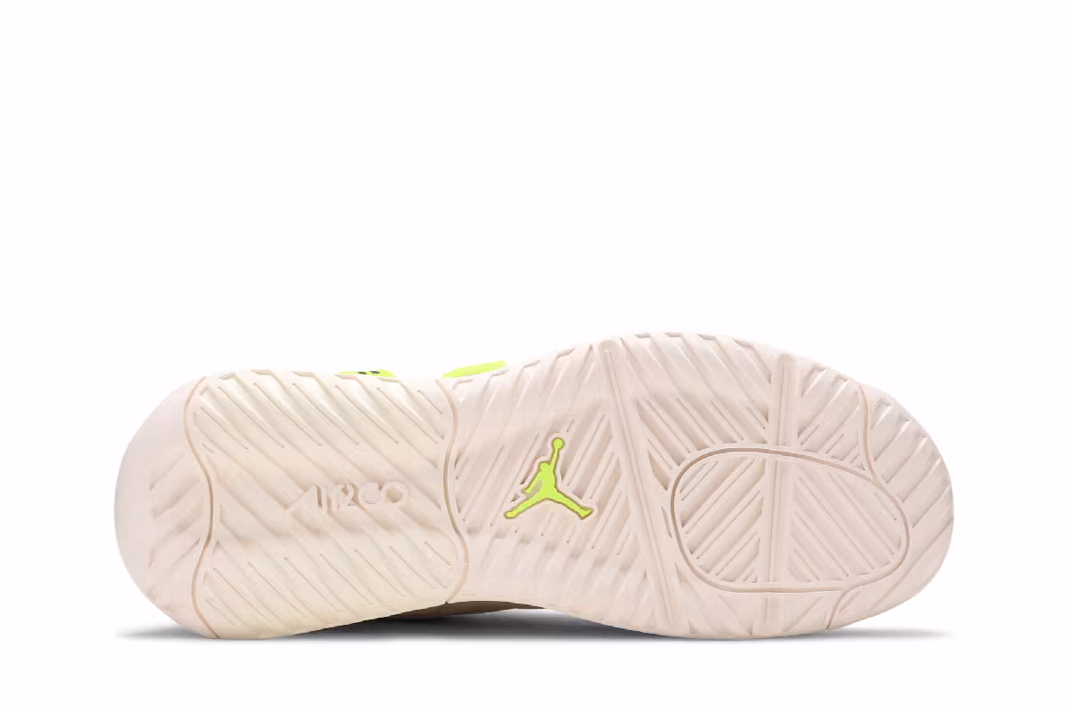 Air Jordan MA2 Pale Ivory Volt, view 5
