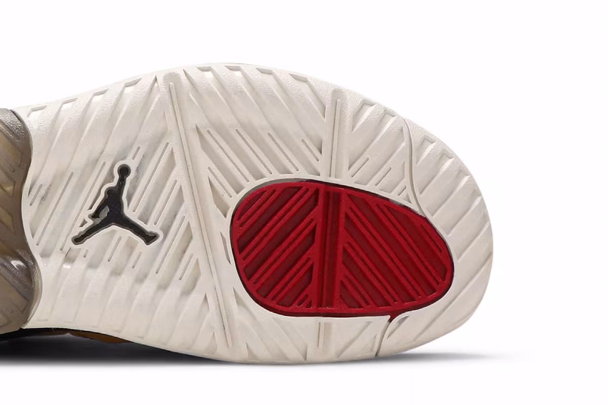 Air Jordan MA2 GS University Gold, view 6