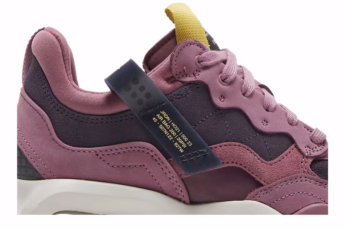 Air Jordan Women's Jordan MA2 Light Mulberry, view 3