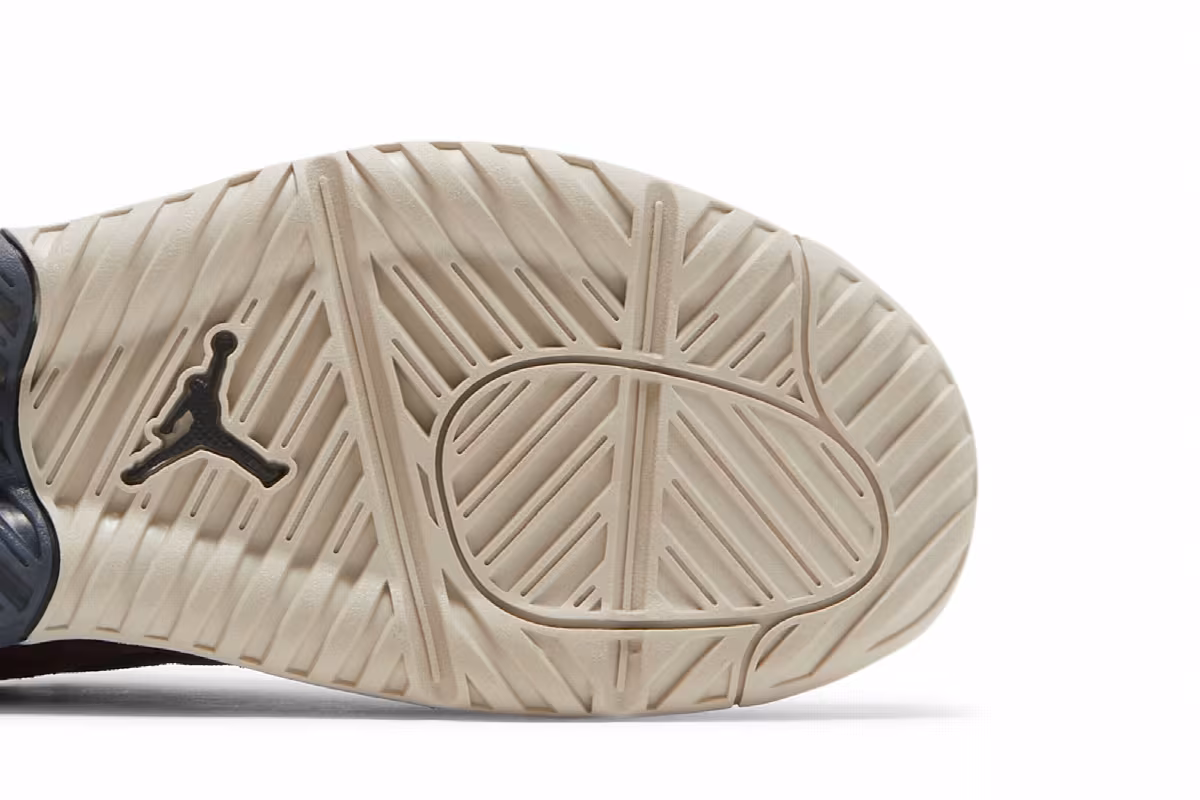 Air Jordan Women's Jordan MA2 Light Mulberry, view 6