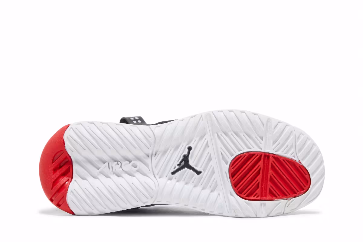 Air Jordan MA2 GS Light Smoke Grey University Red, view 5
