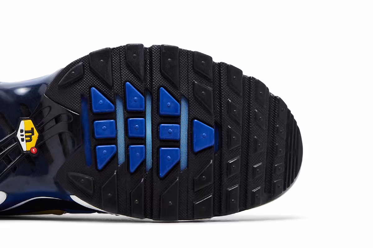 Nike Air Max Plus Hyper Blue 2025, view 6