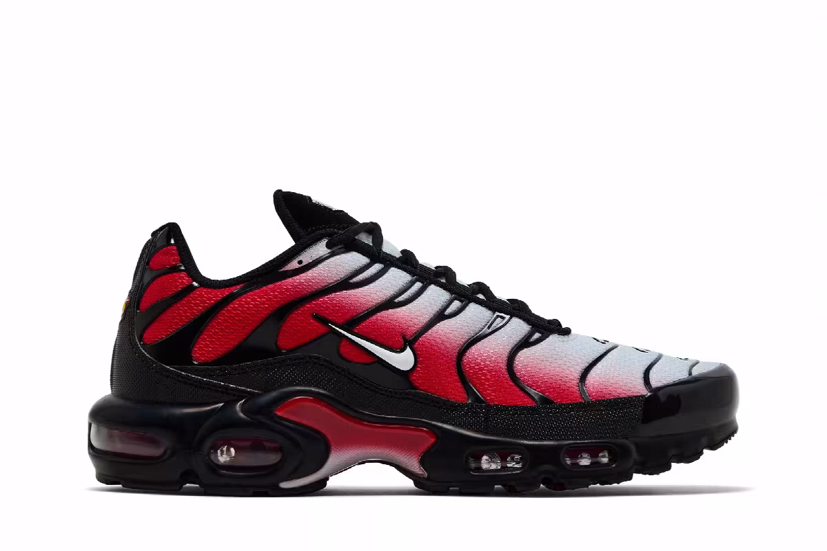 Nike Air Max Plus Pure Platinum University Red, view 2