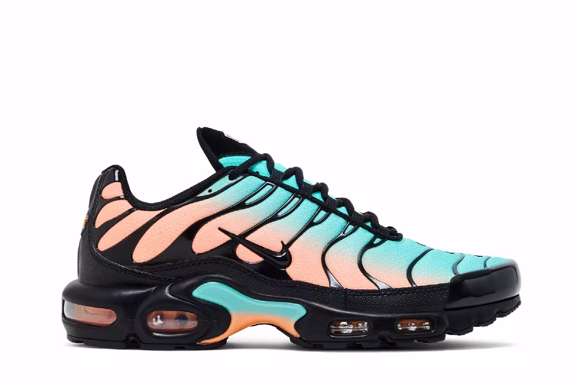 Nike Air Max Plus Aurora Green Orange Pulse, view 2