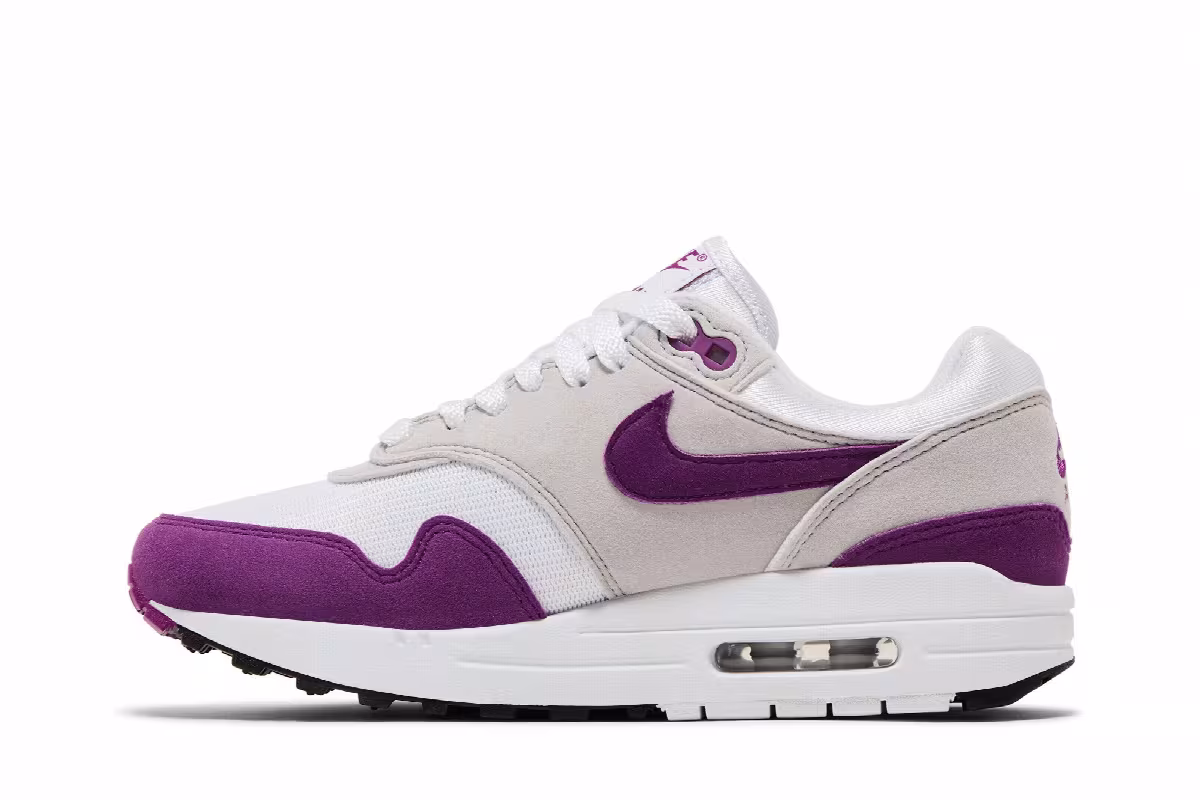 Nike Women's Air Max 1 Bold Berry, view 4