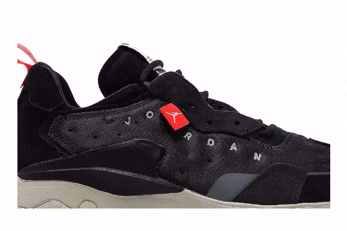 Air Jordan Delta 2 Black Infrared, view 3