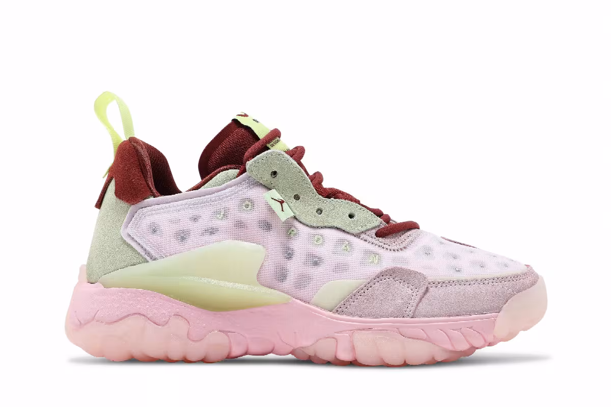 Air Jordan Women's Jordan Delta 2 Regal Pink, view 2
