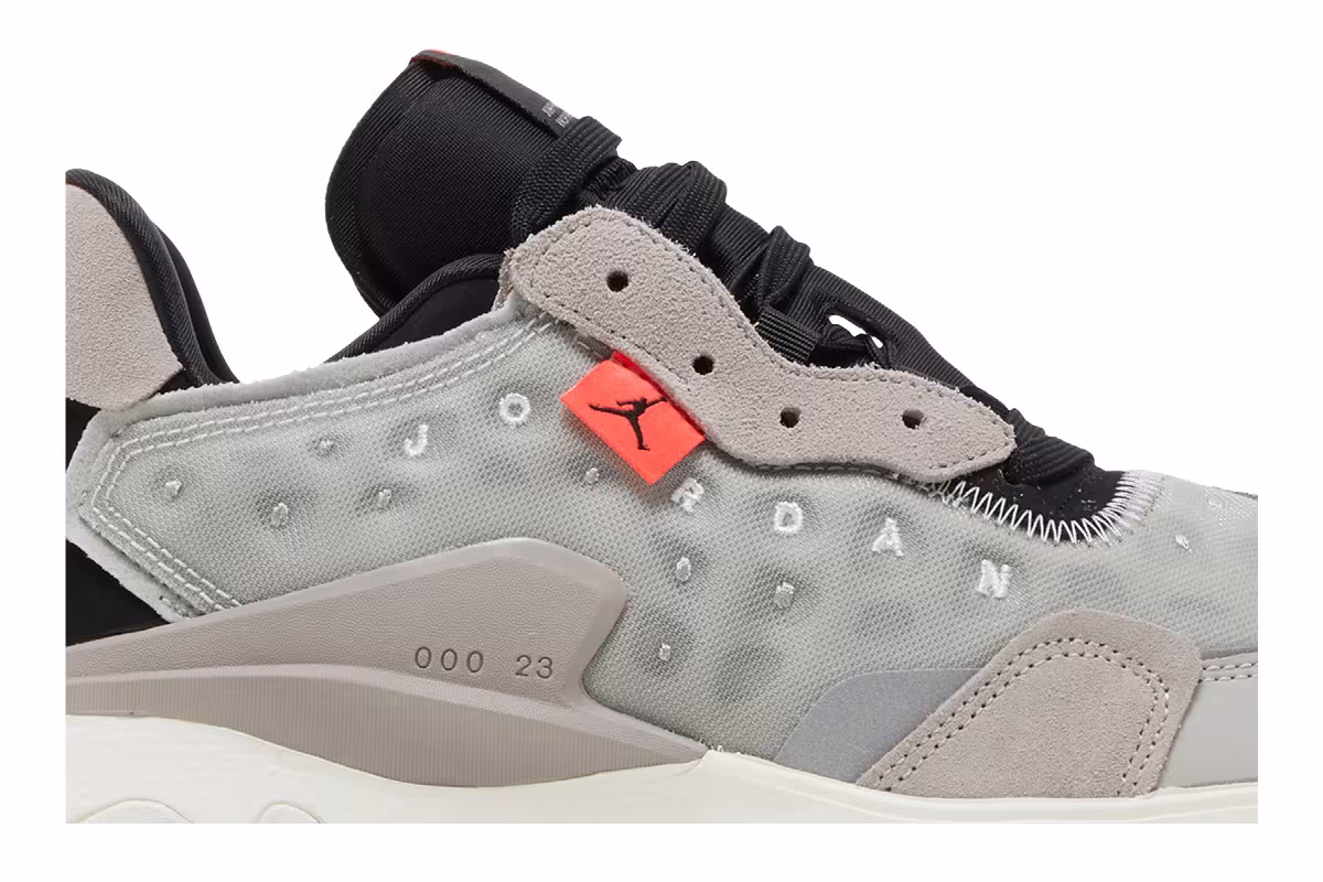 Air Jordan Delta 2 Grey Fog Sail, view 3