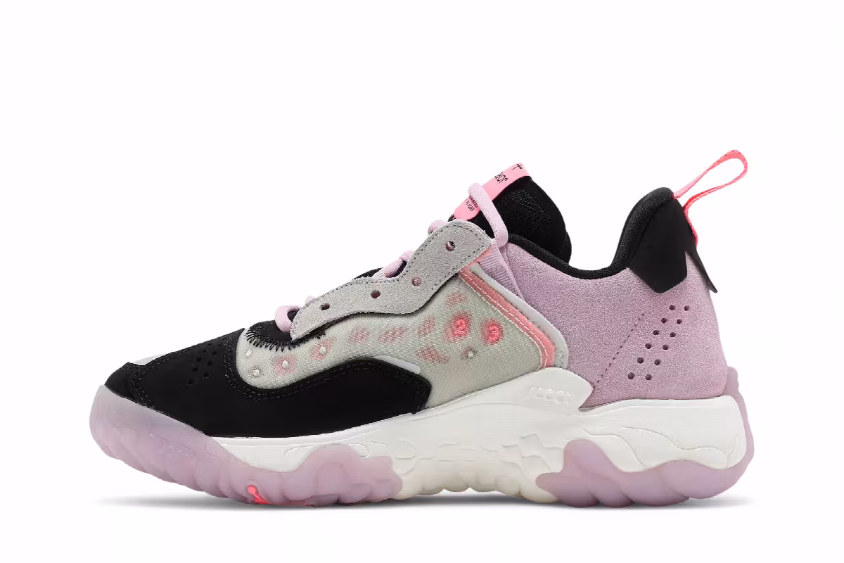 Air Jordan Women's Jordan Delta 2 Light Arctic Pink, view 4