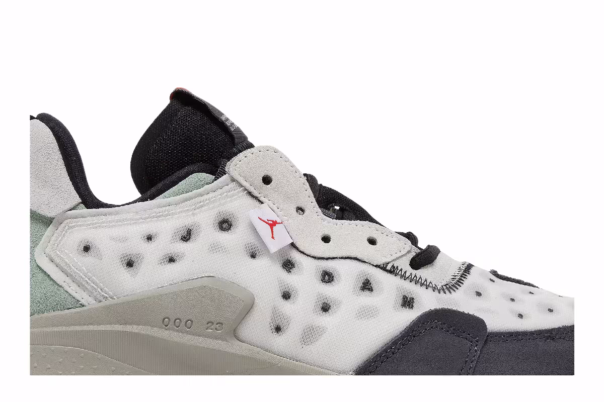 Air Jordan Delta 2 GS Lightning, view 3