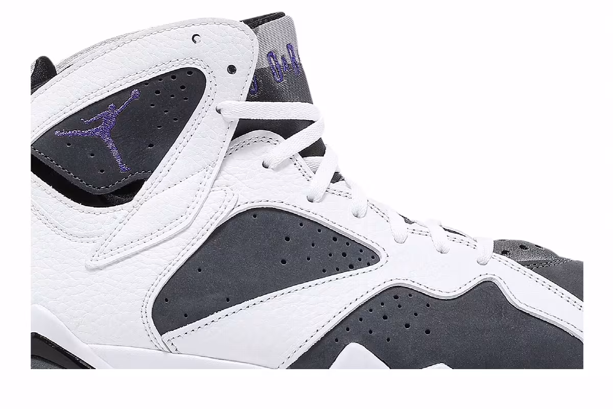 Air Jordan 7 Flint 2021, view 3