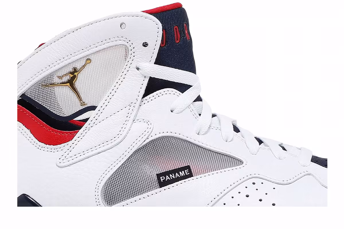 Paris Saint-Germain x Air Jordan 7 Paname, view 3