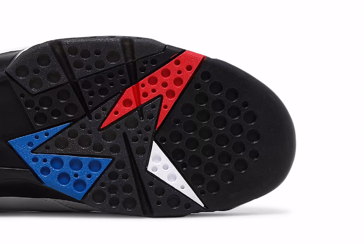 Paris Saint-Germain x Air Jordan 7 Paname, view 6