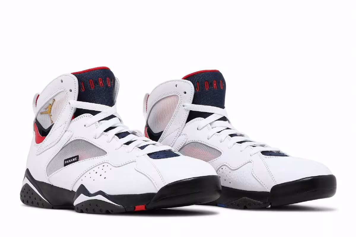 Paris Saint-Germain x Air Jordan 7 Paname, view 9