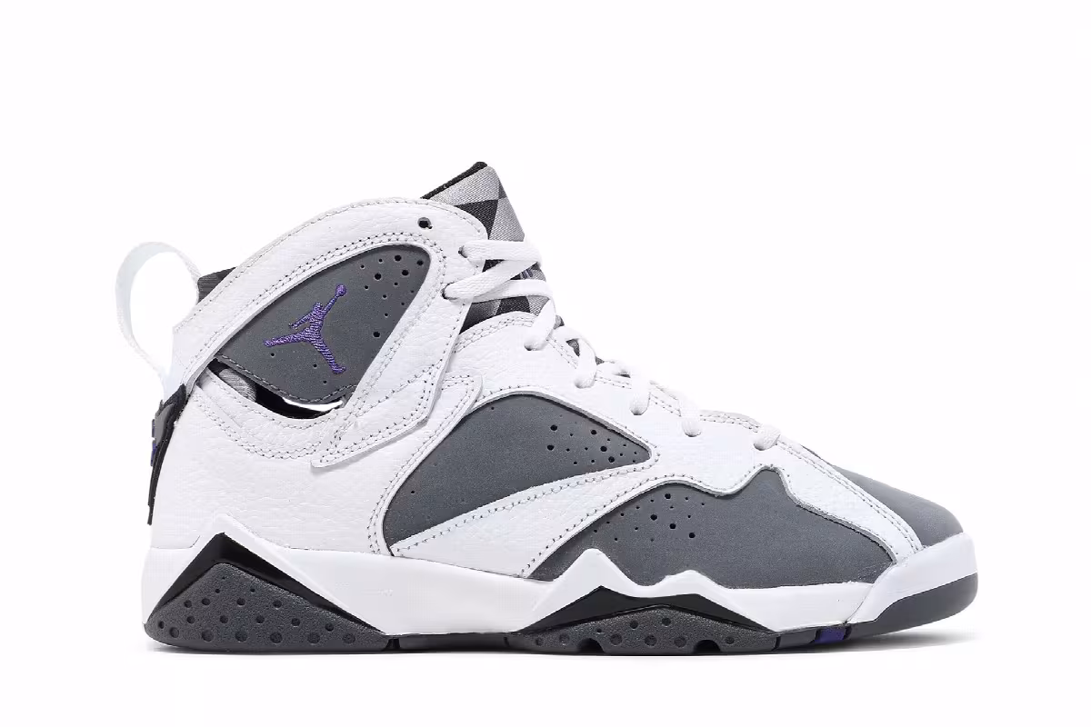 Air Jordan 7 GS Flint 2021, view 2