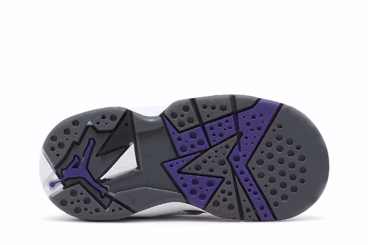 Air Jordan 7 TD Flint 2021, view 5