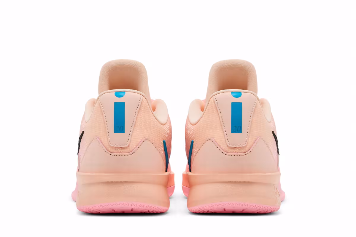 Nike Women's Sabrina 3 Twin, view 7