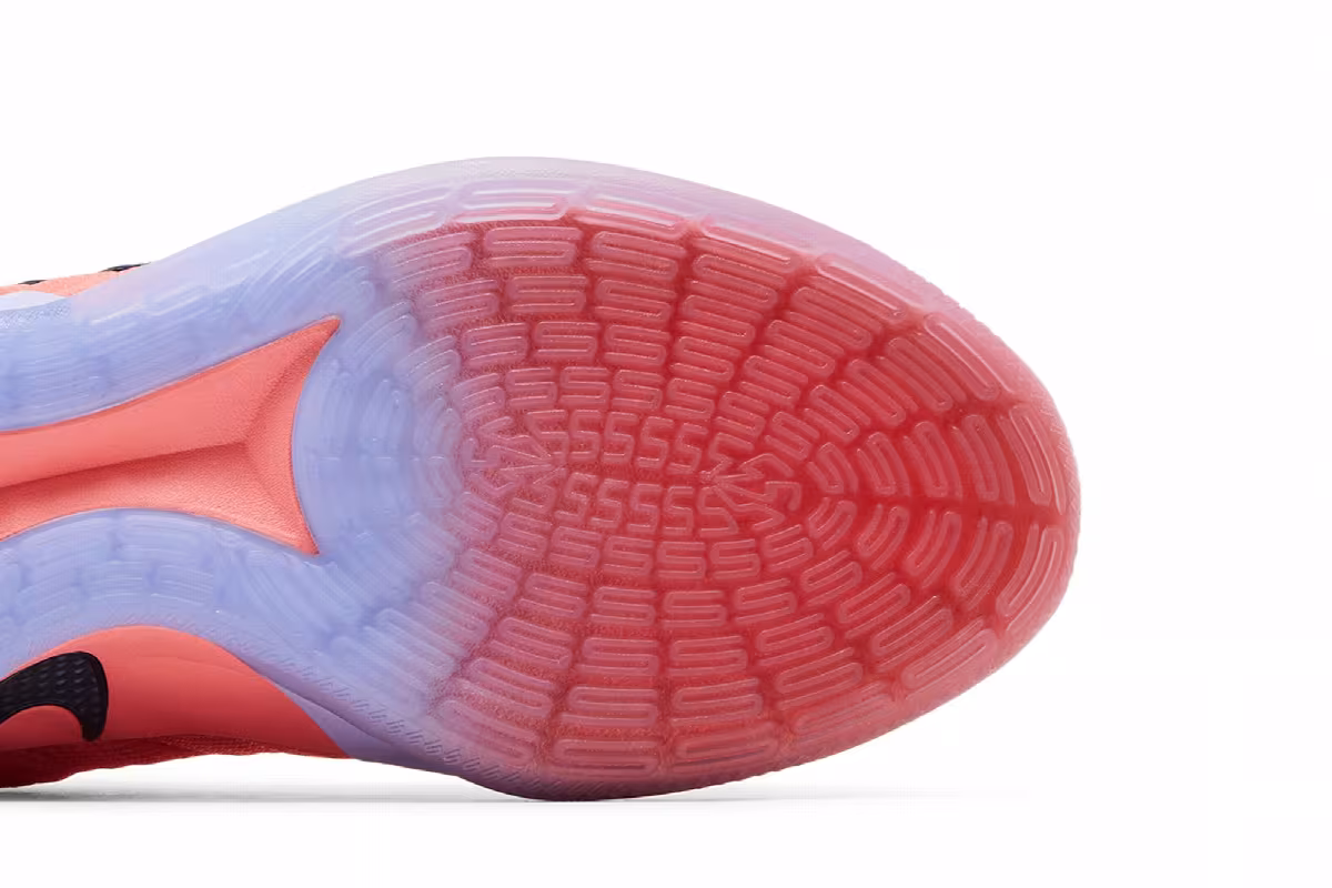 Nike Women's Sabrina 3 Radiant, view 6