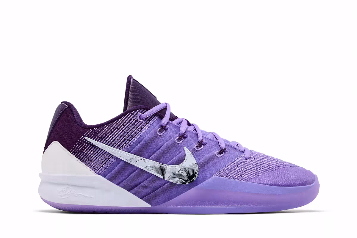 Nike Women's Sabrina 3 Night Purple, view 2