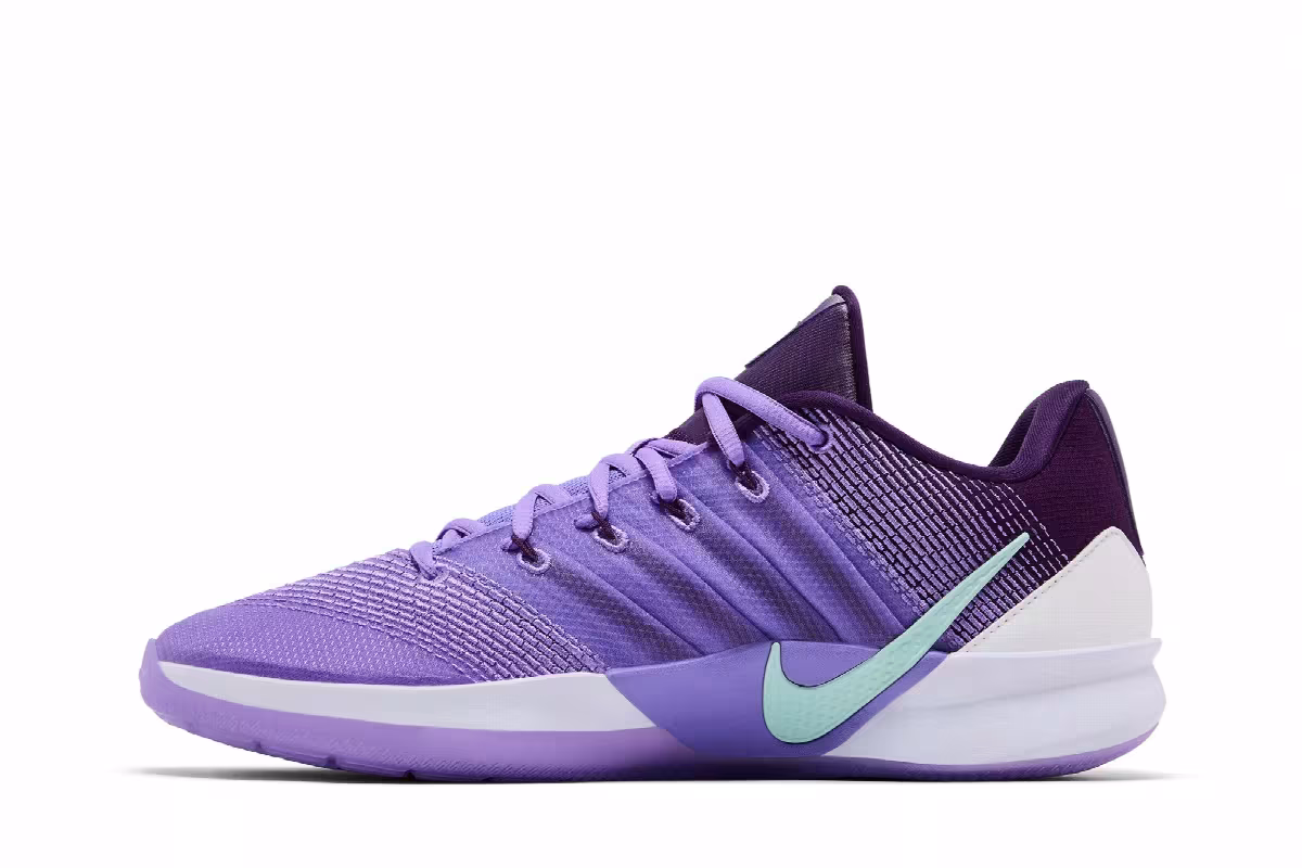 Nike Women's Sabrina 3 Night Purple, view 4