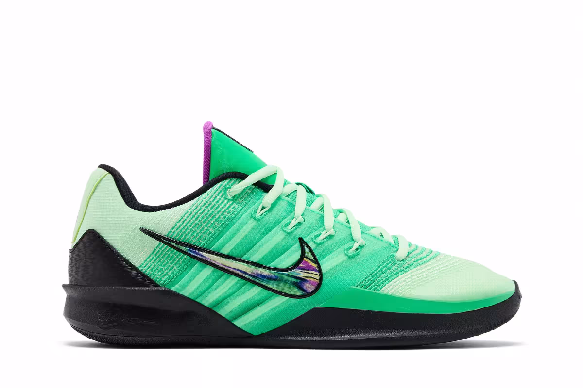 Nike Women's Sabrina 3 Gamer, view 2