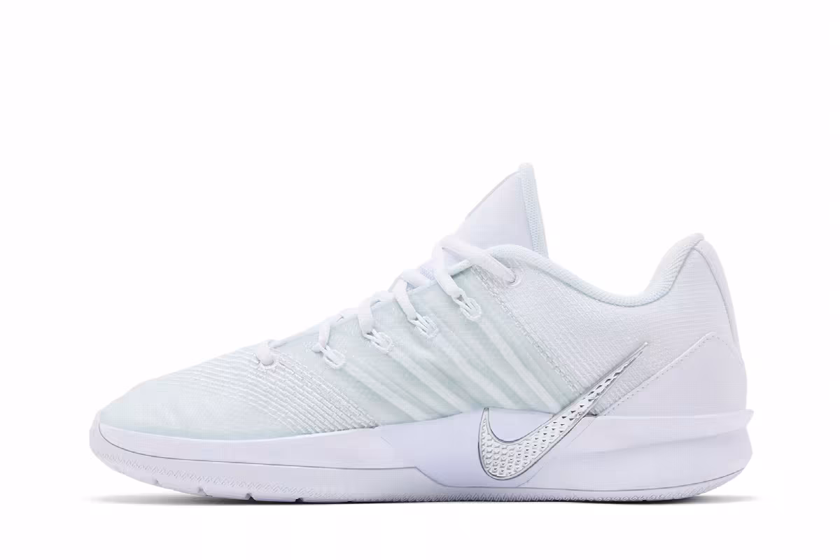 Nike Women's Sabrina 3 Ice Cold, view 4