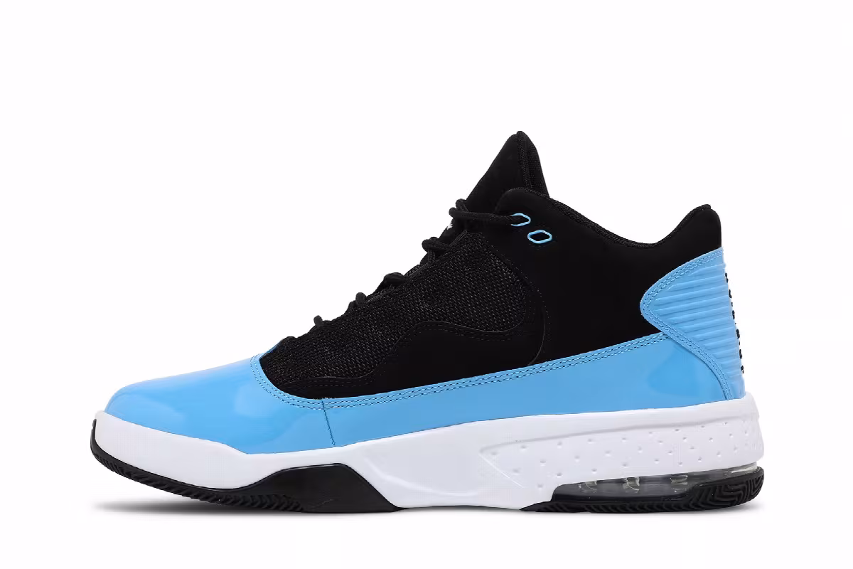 Air Jordan Max Aura 2 Black University Blue, view 4