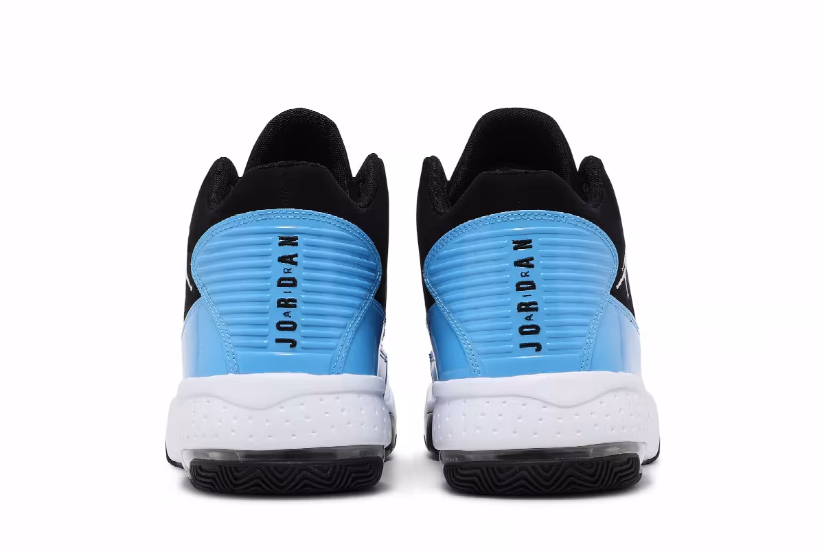 Air Jordan Max Aura 2 Black University Blue, view 7