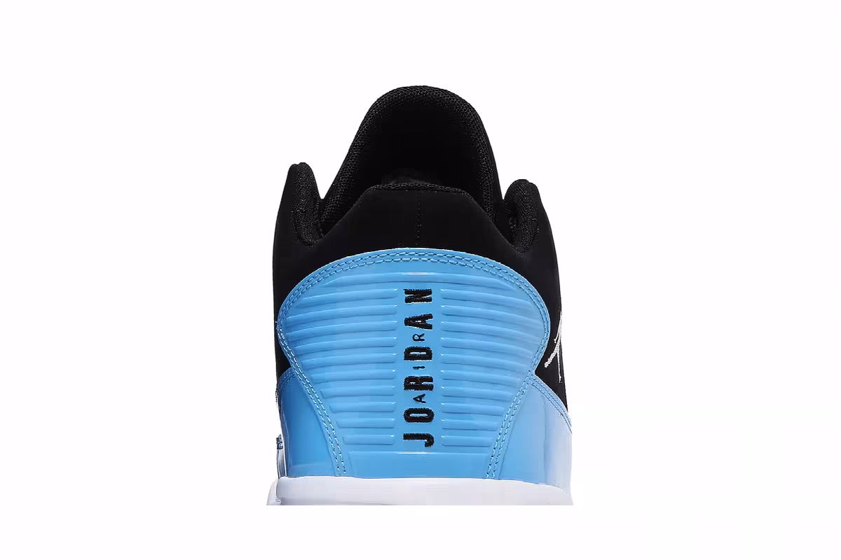 Air Jordan Max Aura 2 Black University Blue, view 8