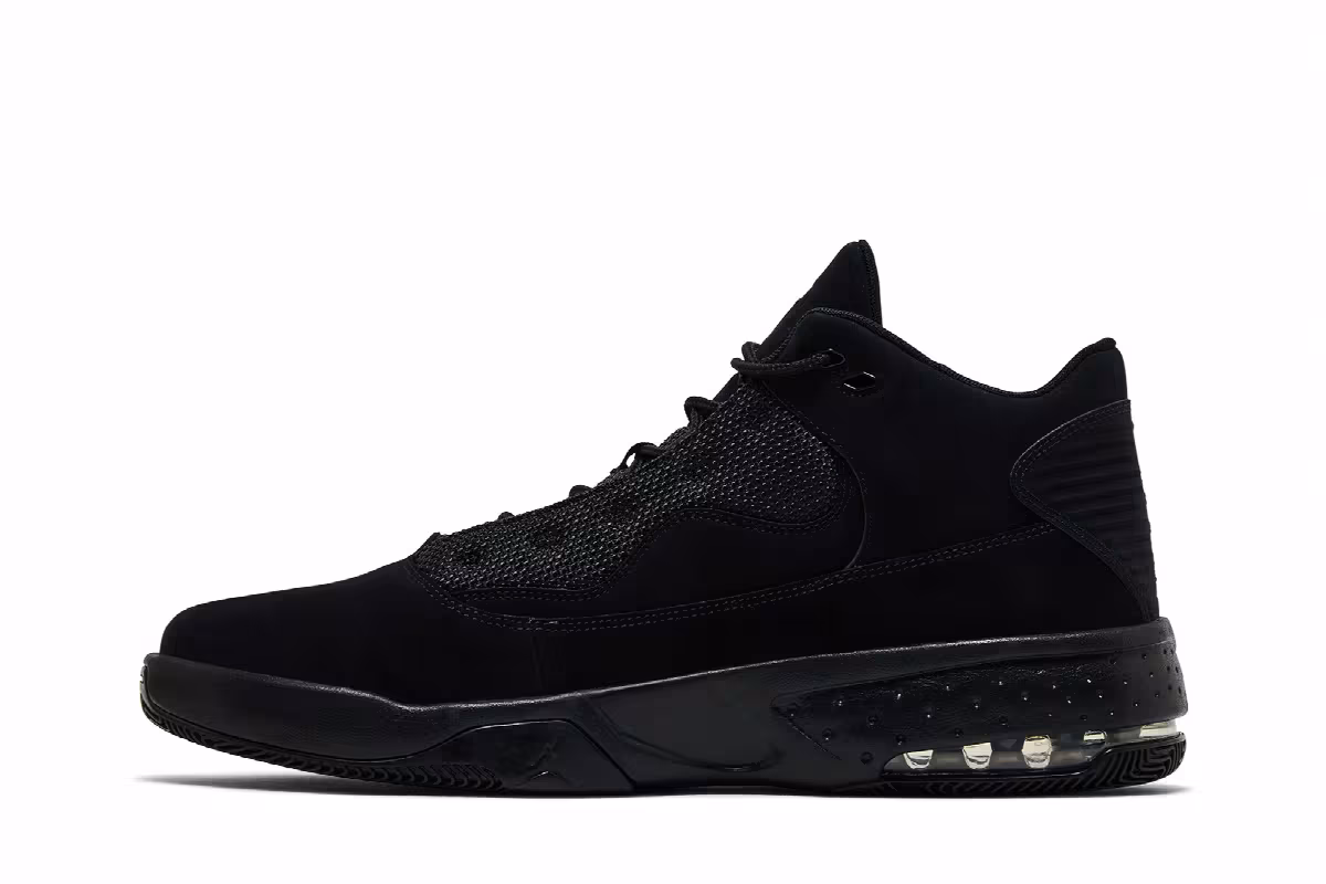 Air Jordan Max Aura 2 Black, view 4